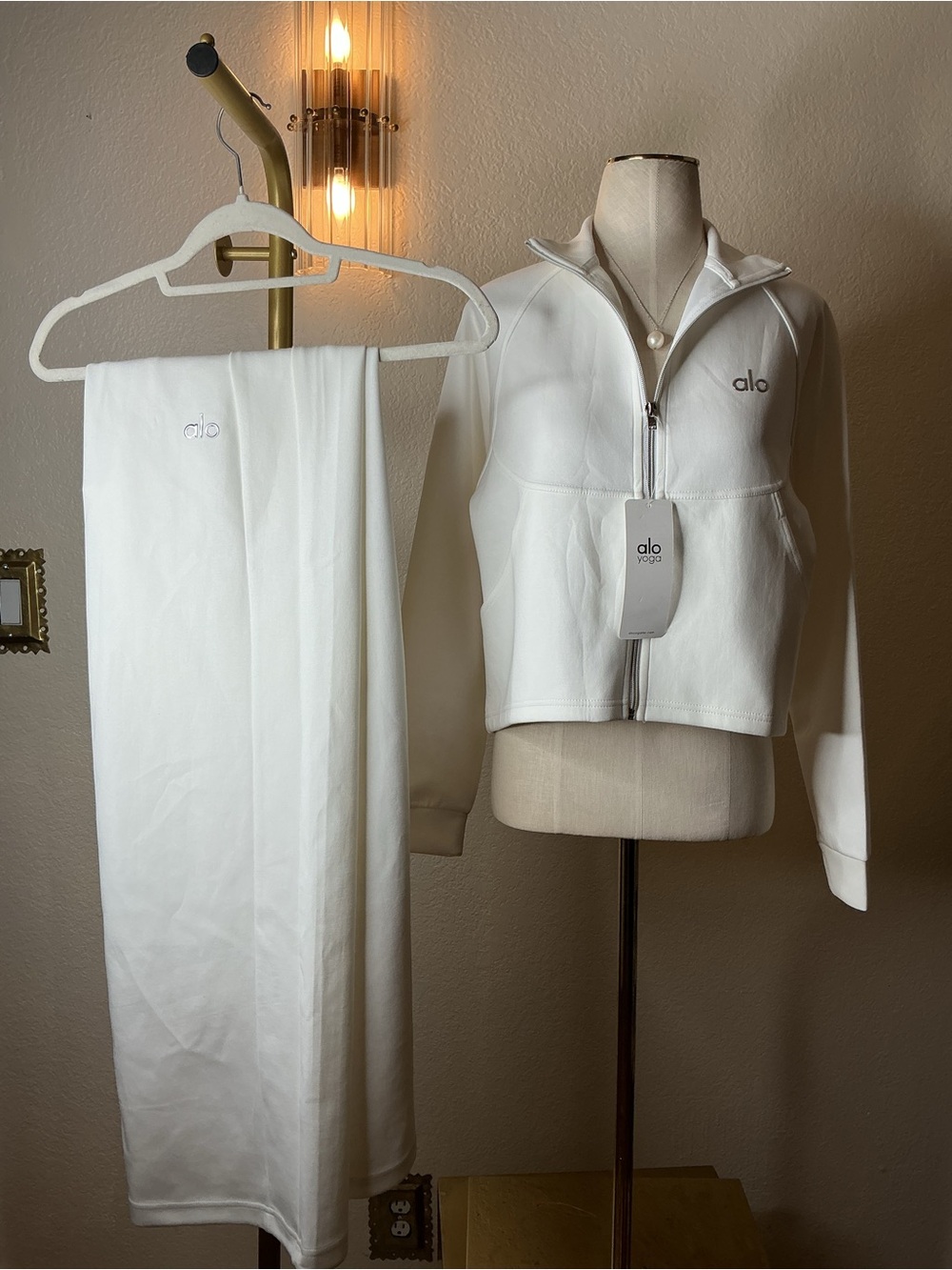 ALO Yoga White High-Rise Track Joggers and Jacket Set - Picture 12 of 14